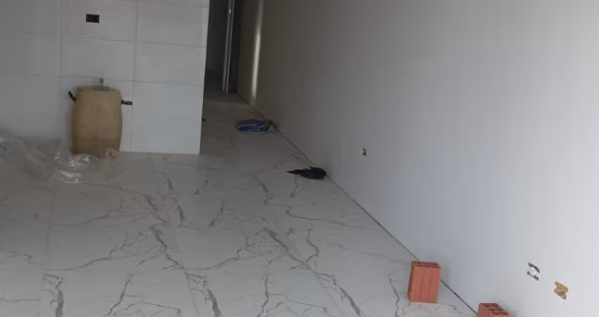 CASA NOVA BEM LOCALIZADA