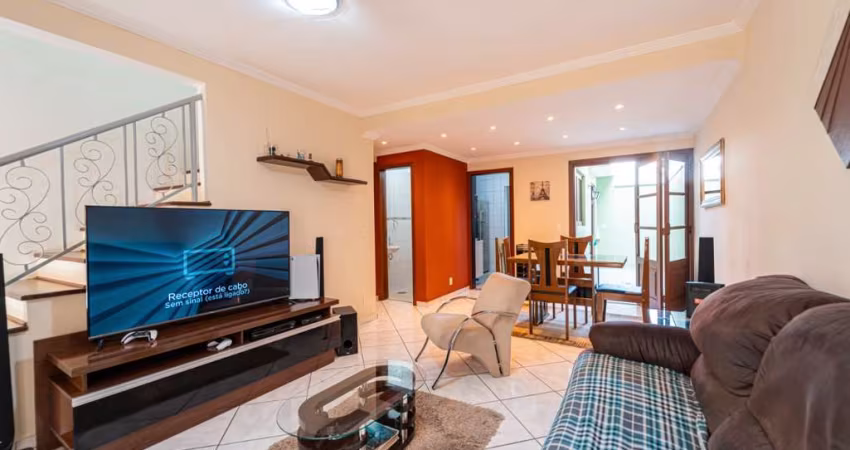 Imperdível casa em condomínio para venda com 3 quartos, sendo 1 suíte, 94m²