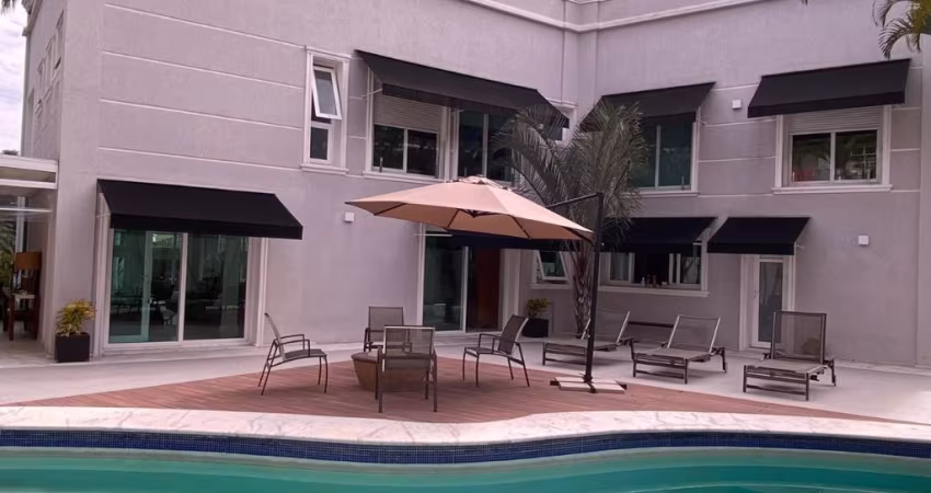 Casa com 4 Suites no Residencial Alphaville 2