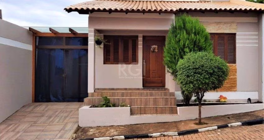 Casa Condominio para Venda - 79m², 2 dormitórios, sendo 1 suites, 2 vagas - Parque Do Itatiaia