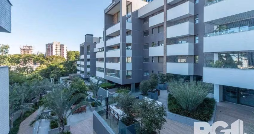 Apartamento com 207 m² privativos sendo 3 suítes, 2 elevadores, 3 vagas de garagens, à venda no bairro Boa Vista