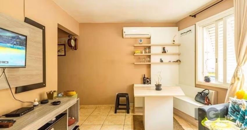 Excelente apartamento de 57m² com 2 dormitórios no Centro Histórico.