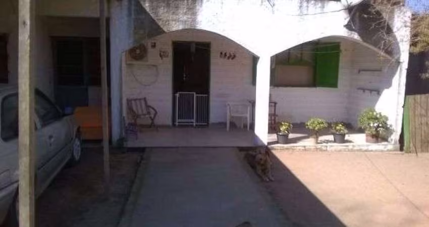 Casa para Venda - 140m², 5 dormitórios, 3 vagas - Lami
