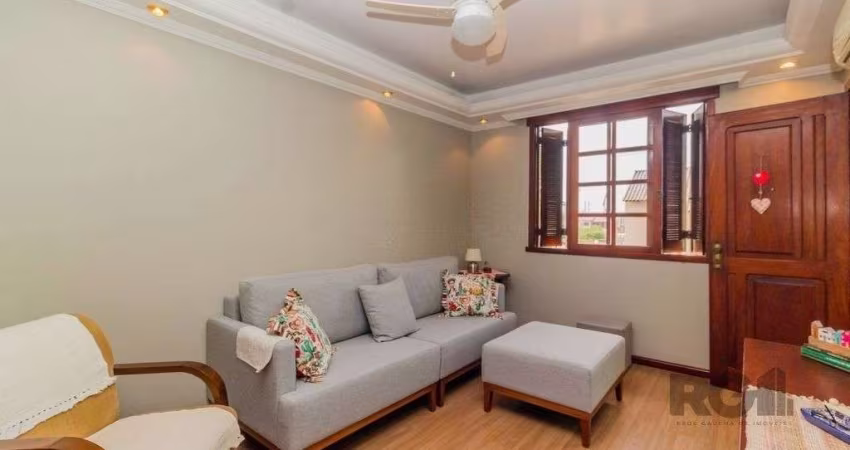 Casa de 4 dormitórios no bairro Sarandi