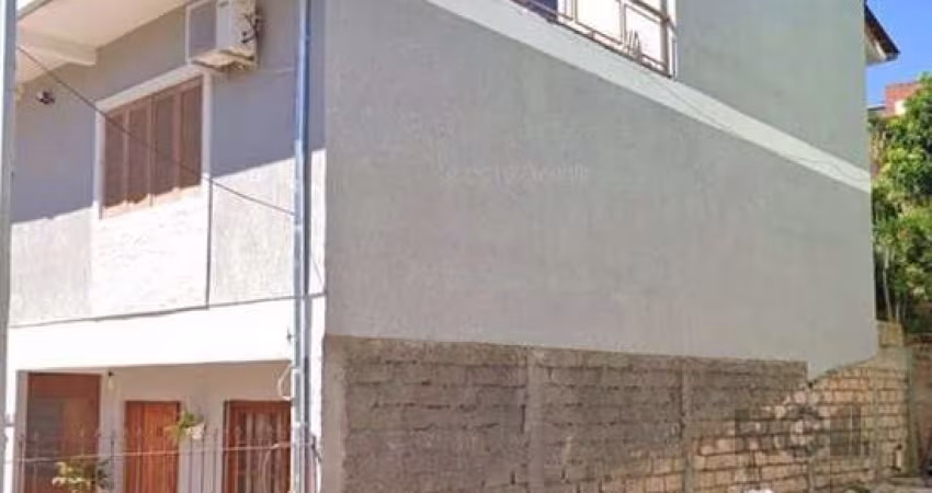 Casa com 4 dormitórios no bairro Vila Nova