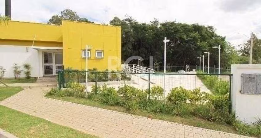 Casa Condominio em Porto Alegre, no bairro Campo Novo, com 3 dormitório(s), e 3 banheiros, à venda.