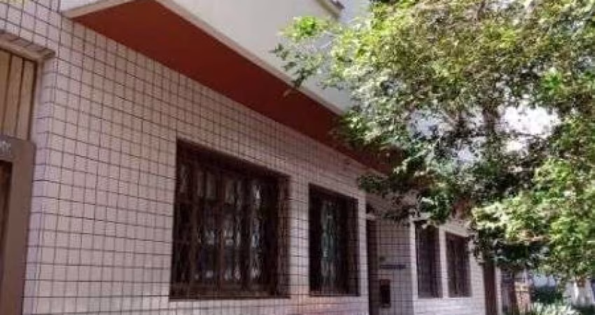 Apartamento em Porto Alegre, no bairro Cidade Baixa, com 1 dormitório(s), e 1 banheiros, à venda.
