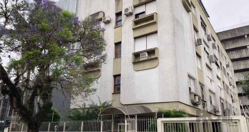 Apartamento - 3 dormitórios - 144,71 m² - Menino Deus