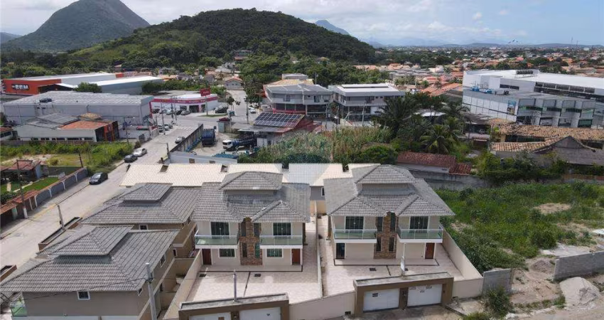 Casa com dois dormitórios e banheiro no centro do barroco.