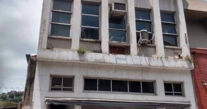 LOCAÇÃO - R$15.000,0 Rua do Comércio Centro Santos- 350 m² Estuda carência