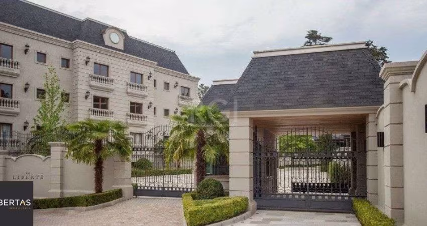 Apartamento para Venda - 197.79m², 3 dormitórios, sendo 3 suites, 3 vagas - Cent