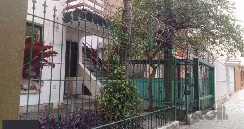 Casa 6 dormitórios para alugar Centro Histórico Porto Alegre/RS