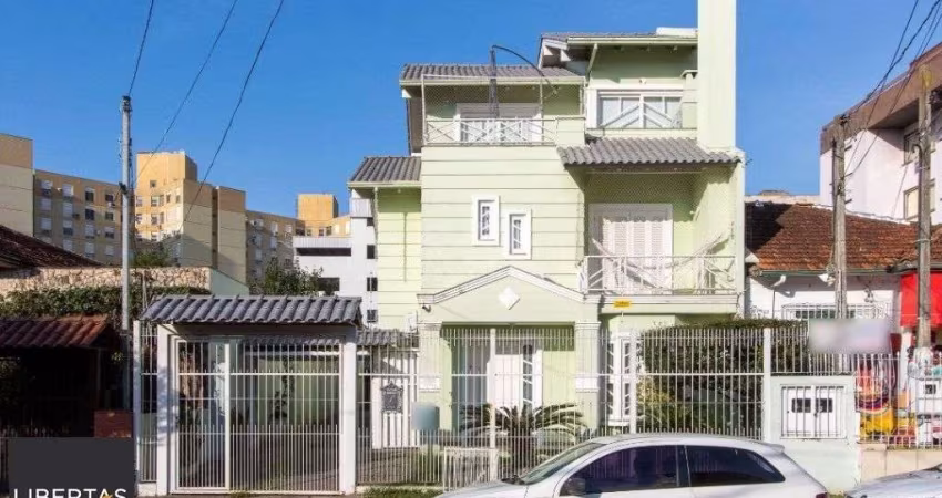 Casa 3 dormitórios à venda Cristal Porto Alegre/RS