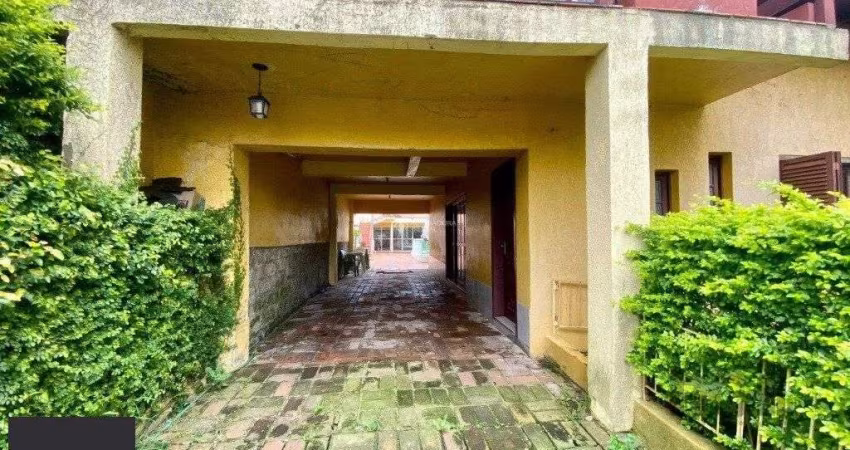 Casa 3 dormitórios à venda Coronel Aparício Borges Porto Alegre/RS