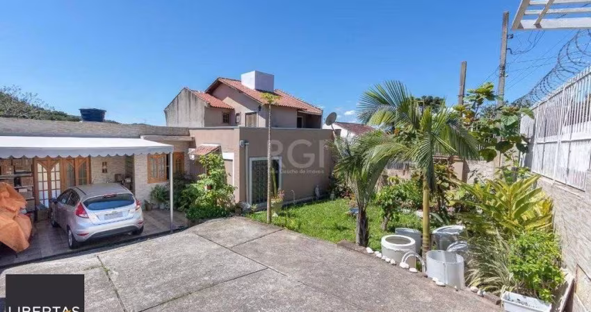 Casa para Venda - 370m², 4 dormitórios, sendo 1 suites, 6 vagas - Lomba do Pinhe