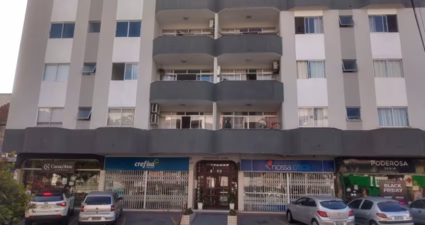 Cobertura com 03 dormitórios ,  217 m² de área privativa no Kobrasol