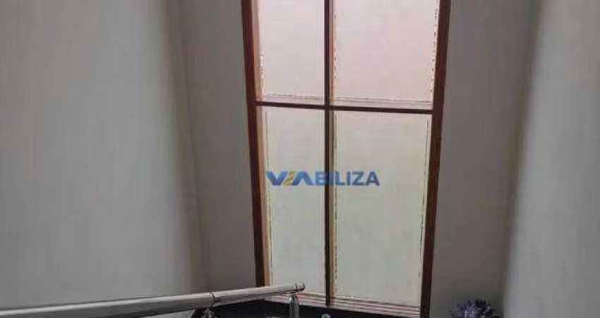 Casa com 4 dormitórios à venda, 220 m² por R$ 1.300.000 - Vila Galvão - Guarulhos/SP