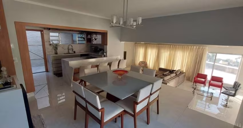 Casa com 4 quartos à venda no Centro, Florianópolis 