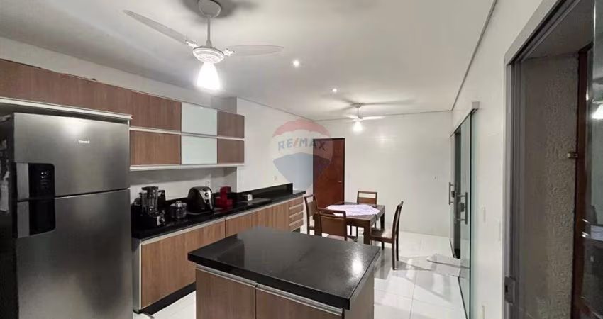Oportunidade no Jardim Soares, Itapira – Casa com edícula em um amplo terreno!