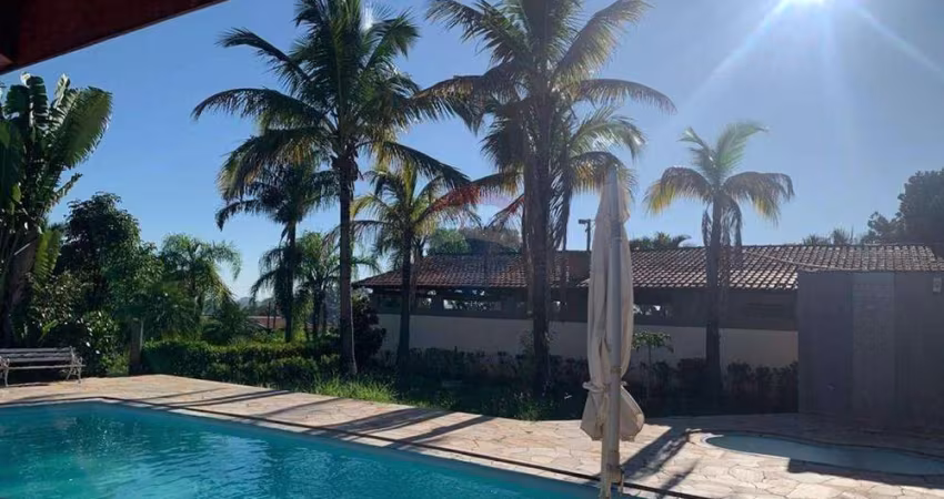 'Chácara de Luxo no Jardim Copacabana - Preço Reduzido!'