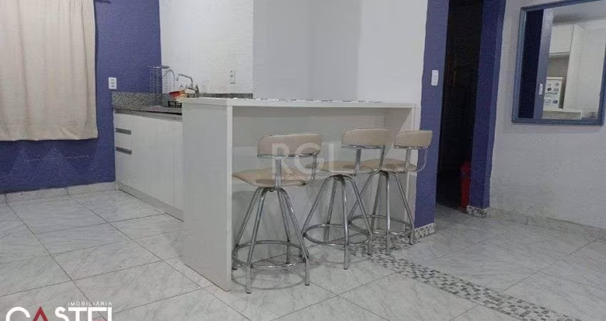 Casa Condominio para Venda - 290m², 3 dormitórios, sendo 1 suites, 4 vagas - Cav