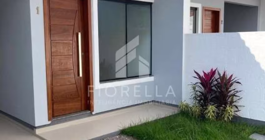 Casa nova à venda com 03 dormitórios, sendo 01 suíte no bairro Forquilhas - São José/SC