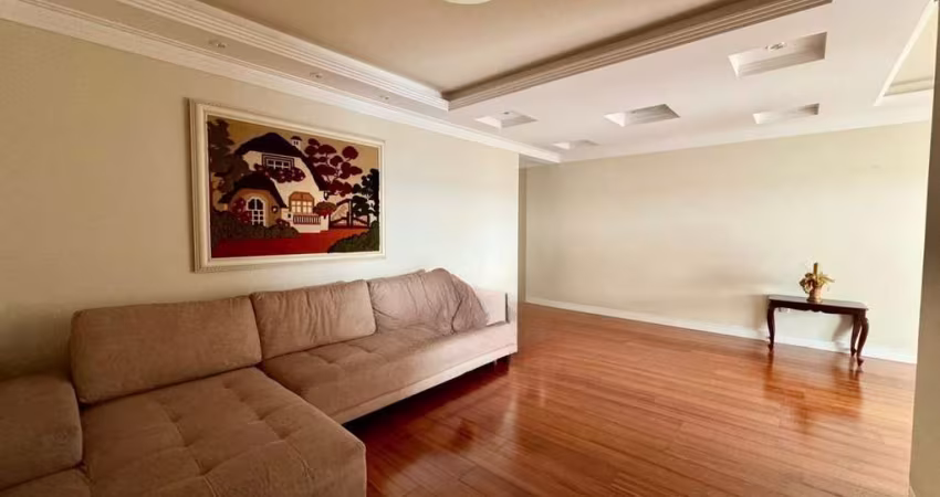 Apartamento a venda com 03 dormitórios sendo 01 suíte no bairro Campinas - São José/SC