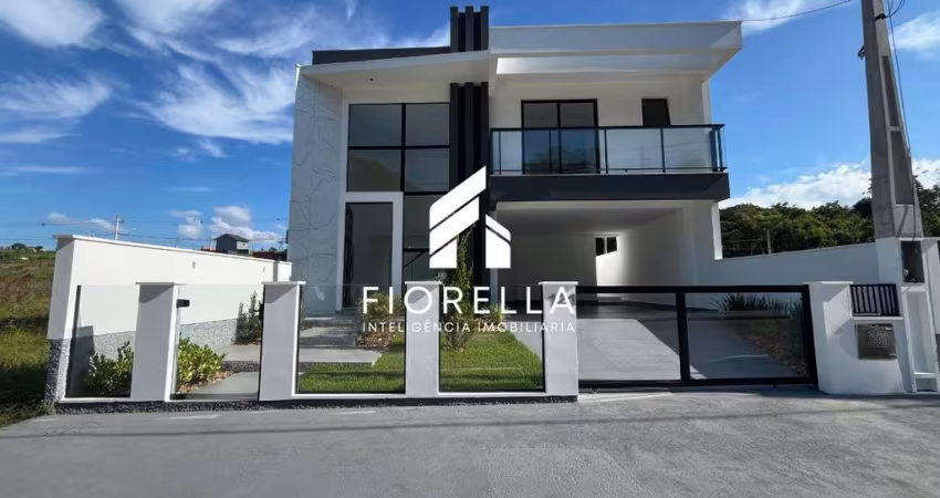 Casa nova 4 dormitórios sendo 1 suite + 2 demi-suites em São José.
