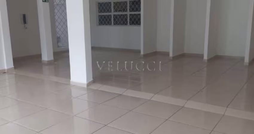 Salão comercial para alugar no Jardim São Carlos em Sumaré