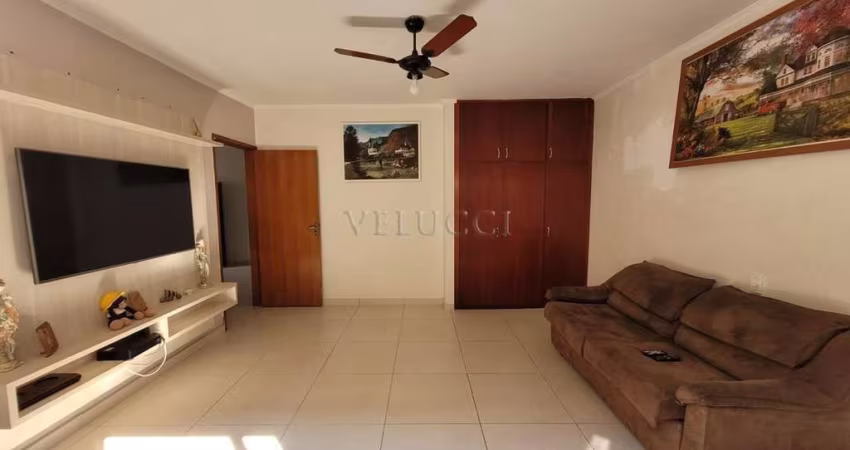 Casa com suíte à venda no Jardim Roseira em Campinas!