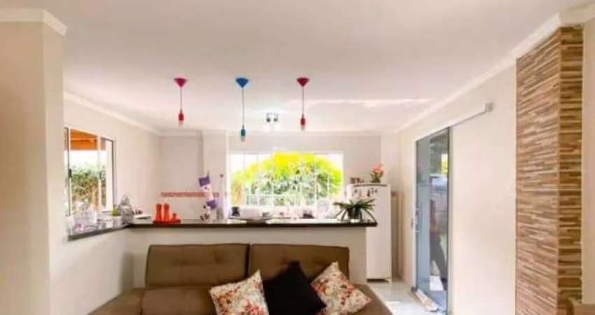 Casa Térrea à Venda em Atibaia