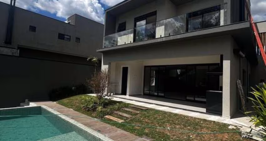 CASA ALTO PADRÃO EM ATIBAIA – CONDOMÍNIO FECHADO COM LAZER COMPLETO!