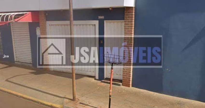 Casa para Venda em Pradópolis, CENTRO, 3 dormitórios, 2 suítes, 4 banheiros, 2 vagas