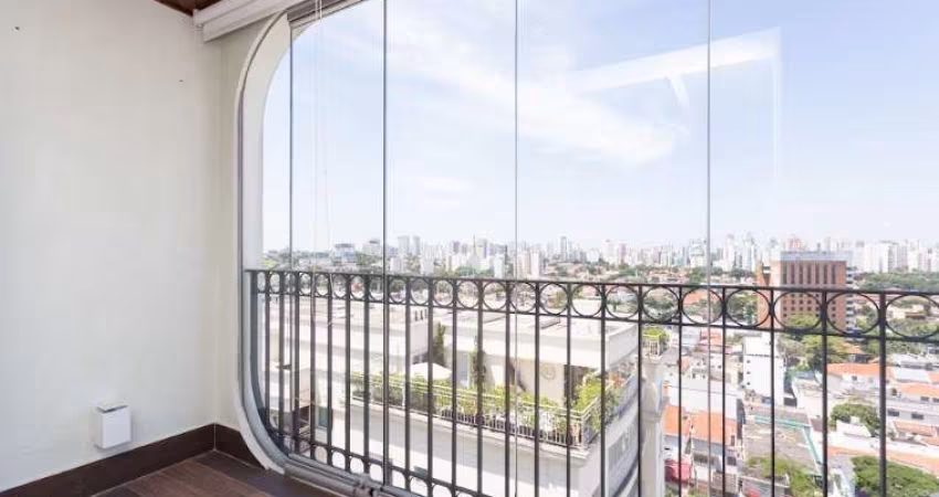 Cobertura Duplex 2 Dorm 2 Vagas em Indianópolis - São Paulo, SP