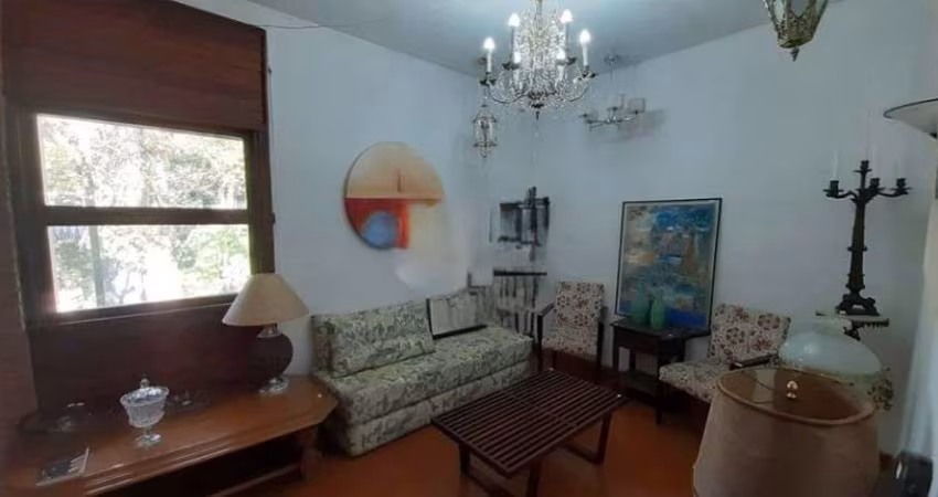 Sobrado à venda em Santo Amaro com 160m² 4 dormitórios 1 suíte 4 banheiros 2 vagas