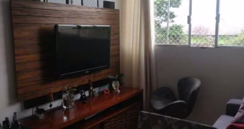 Apartamento no Condomínio Centro Comercial Jd. Aeroporto com 50m e 2 quartos na Vila Mascote