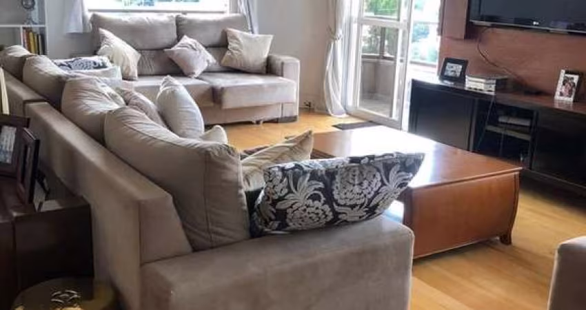 Apartamento com 186m² na Snt Cecília SP com 4 dormitórios (2suíte), 3 banheiros e 3vagas de garagem.