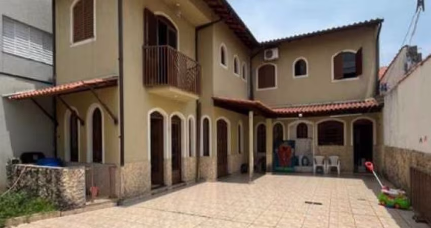 SOBRADO 3 DORMITÓRIOS 1 SUITE 5 VAGAS 250M² - JARDIM ARICANDUVA