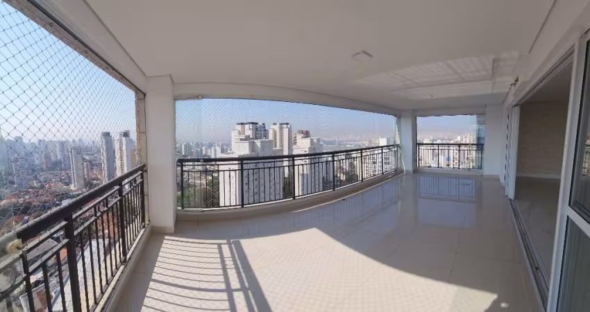 Apartamento de 260 m², 4 Suítes, 5 Vagas e Depósito! Andar Alto