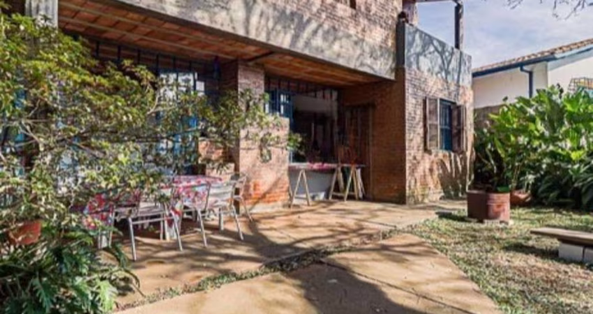 Casa à venda no Butantã com 200m², 3 quartos e 3 vagas