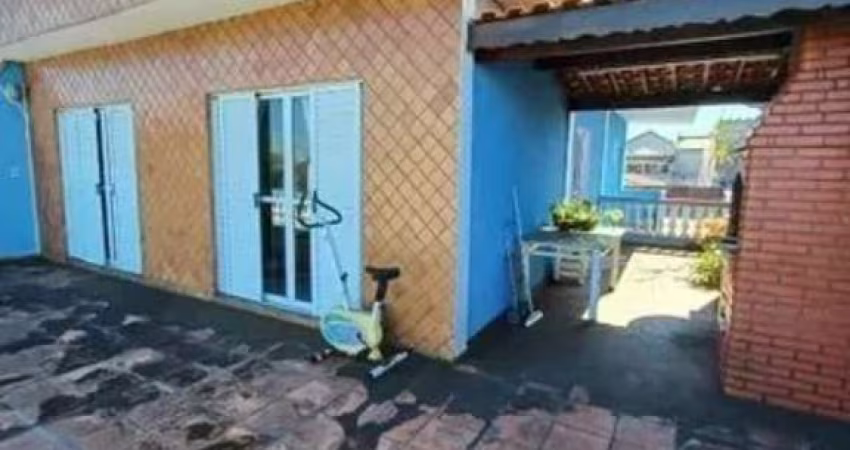 Casa à venda no Jardim Maringá com 400m² 4 dormitórios 5 banheiros 6 vagas