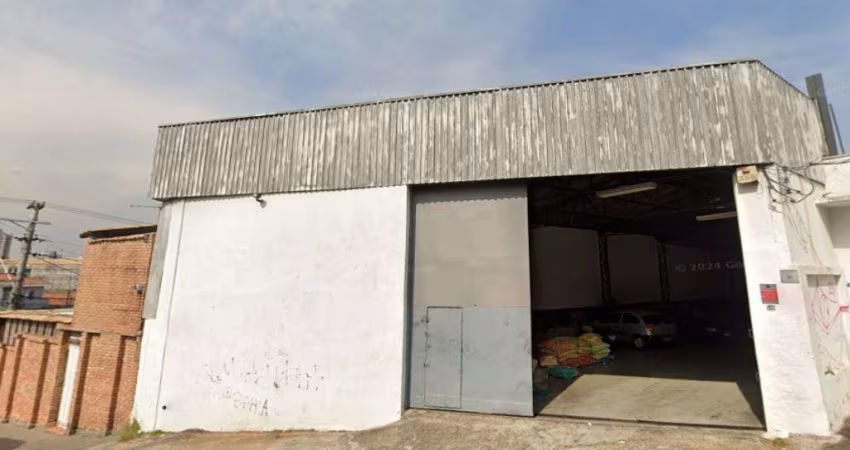 Galpão à venda na Vila Brasílio Machado com 798m²
