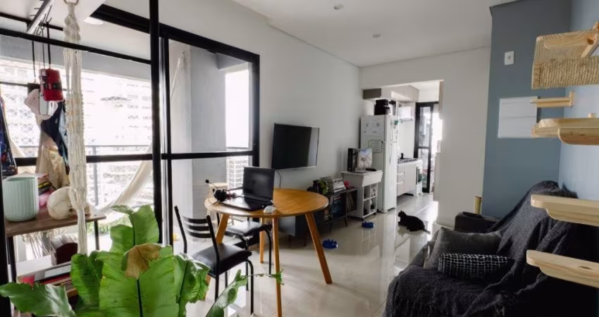 Apartamento a Venda ,60 metros, 2 dormitorios, 1 suite, varanda e 1 vaga