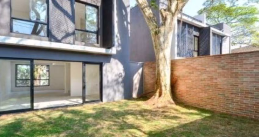 Casa em Condomínio à Venda em Vila Madalena, São Paulo - SP: 3 Quartos, 1 Suíte, 2 Banheiros, 3 Vagas e 276m² de Área