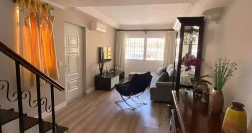 Sobrado à venda em Jabaquara com 175m² 3 dormitórios 1 suíte 4 banheiros 2 vagas