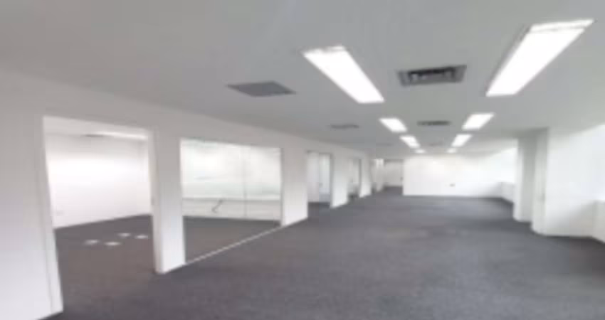 Conjunto comercial na região da Berrini. Classif BB