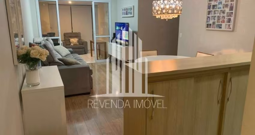Apartamento à venda no  Condomínio Acclimare em São Paulo-SP, Aclimação: 3 quartos, 1 suíte, 2 banheiros, 2 vagas e 96m² de área.