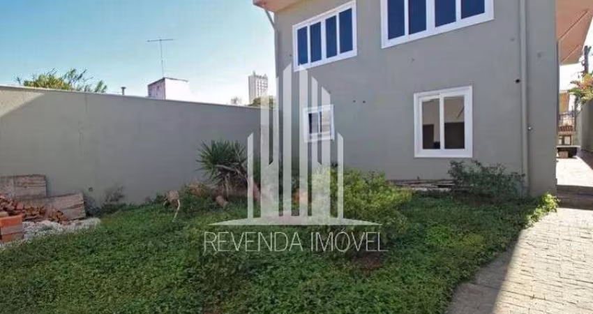 Sobrado Alto Padrão no Brooklin - 404m² à Venda.