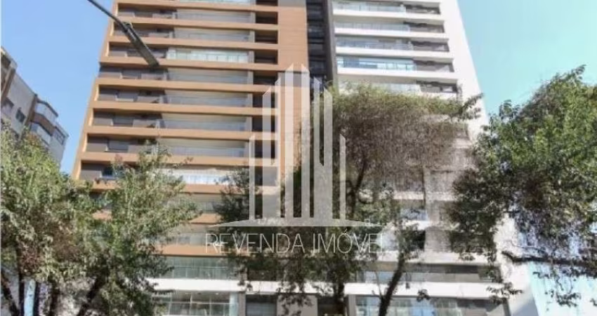 Apartamento à venda no Campo Belo, São Paulo-SP: 3 quartos, 3 suítes, sala ampla, 5 banheiros, 2 vagas de garagem, 143m². Venha conferir!