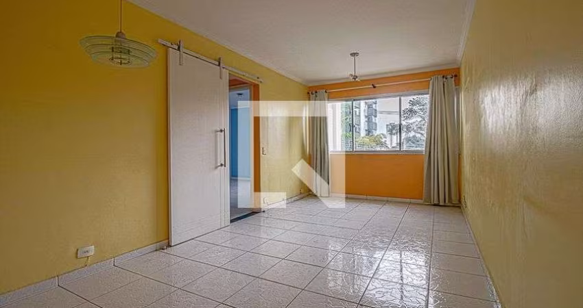 Apartamento à Venda - Bosque da Saúde, 2 Quartos,  75 m2